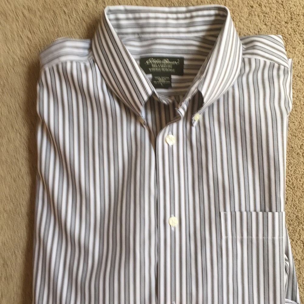 Men’s Eddie Bauer shirt